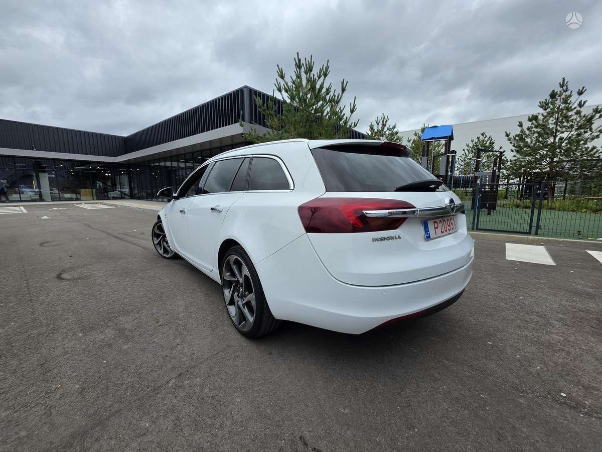Opel Insignia 2015 — photo 23