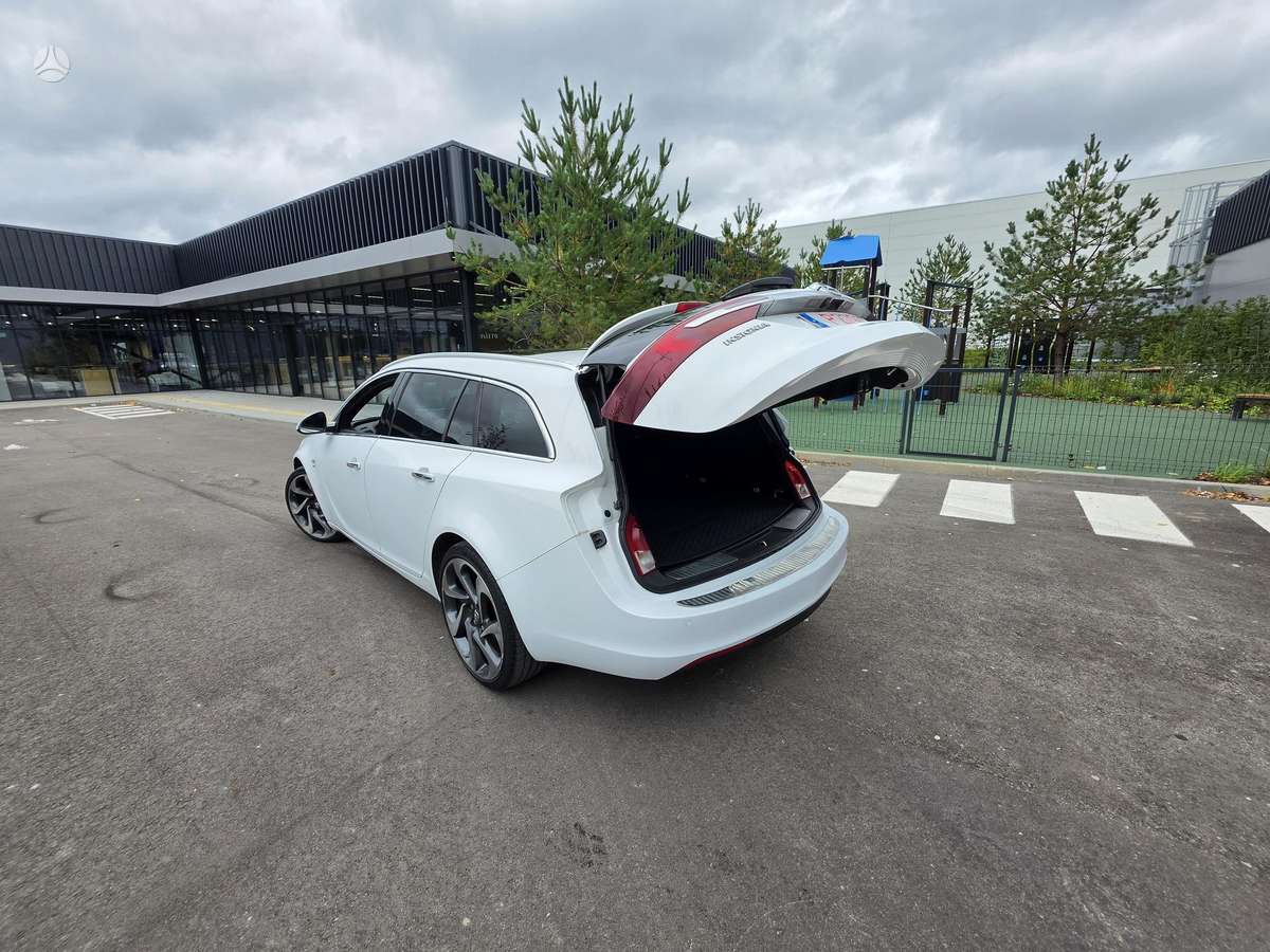 Opel Insignia 2015 — photo 25
