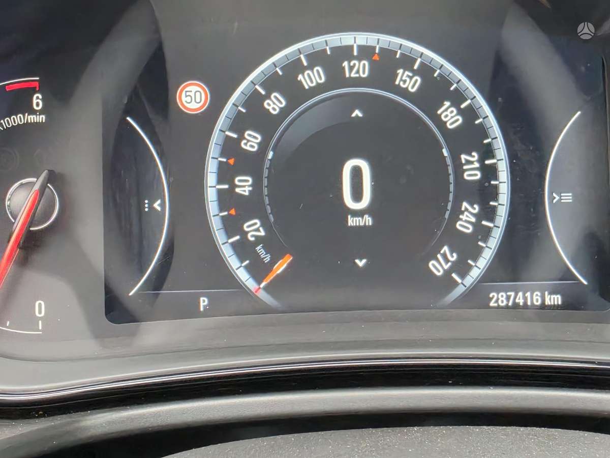 Opel Insignia 2015 — photo 7