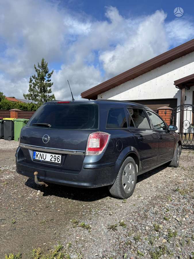 Opel Astra 2006 — engine 1910 cm³, 101 HP (74kW)