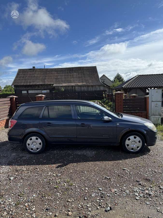 Opel Astra 2006 — photo 7