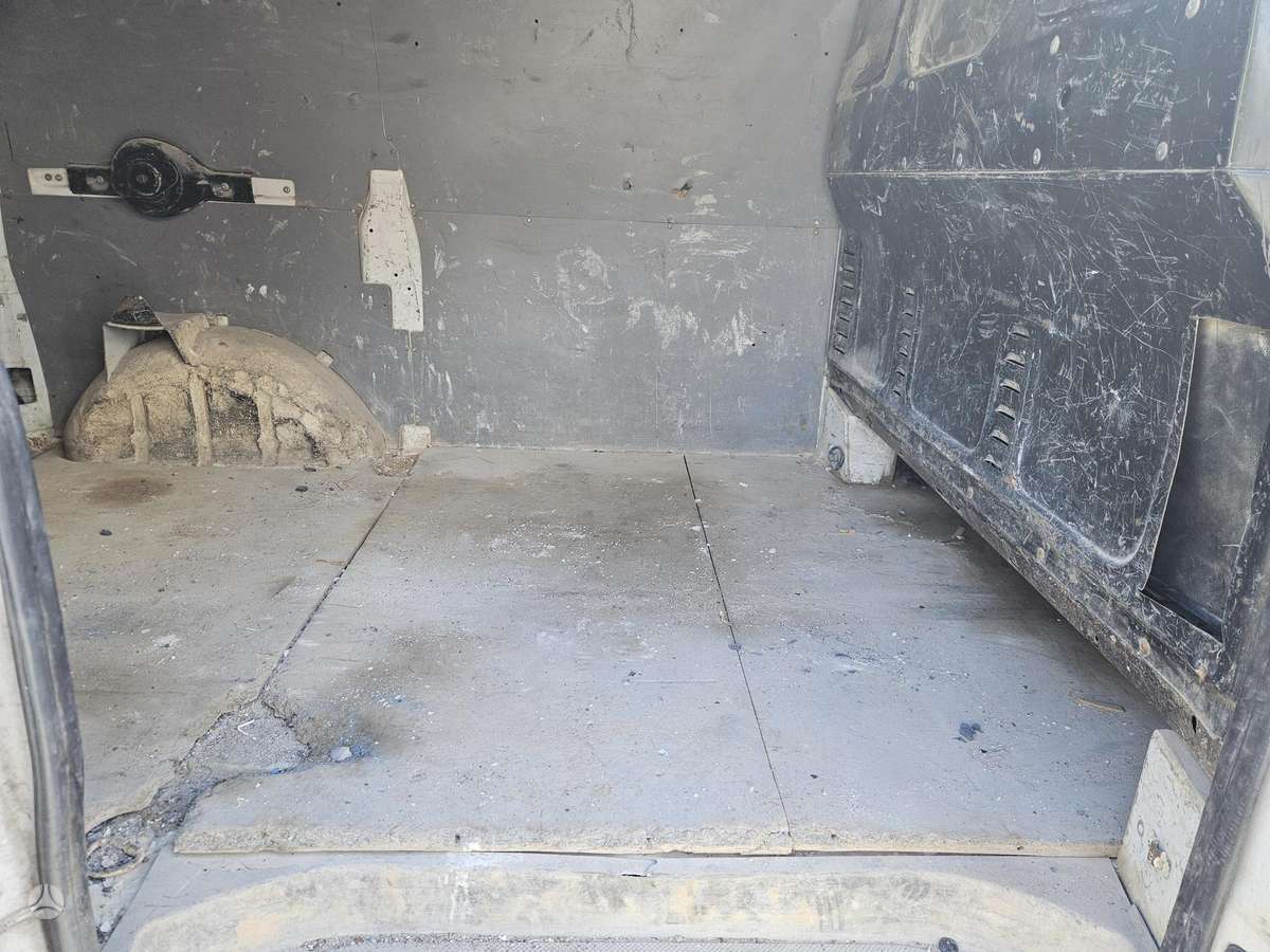 Mercedes-Benz Vito 2009 — photo 13