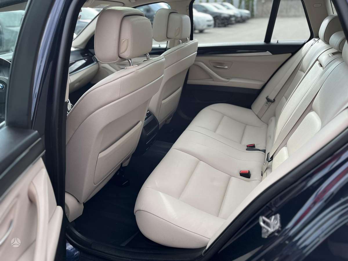 BMW 525 2012 — photo 11