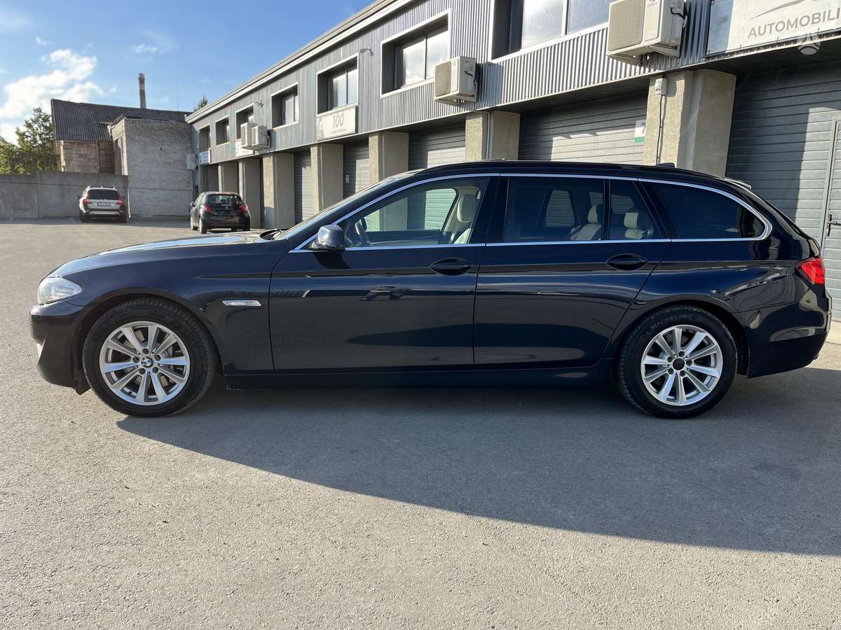 BMW 525 2012 — photo 7