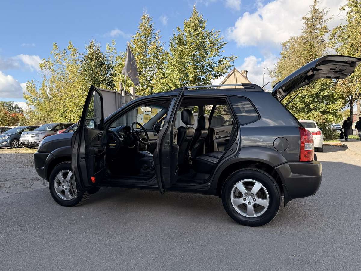 Hyundai Tucson 2007 — photo 18