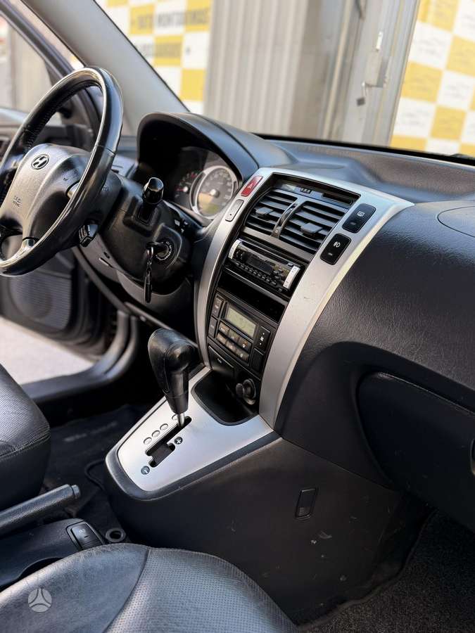 Hyundai Tucson 2007 — photo 28