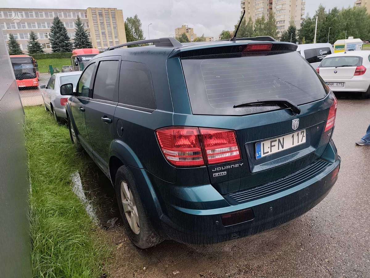Dodge Journey 2008 — rear view