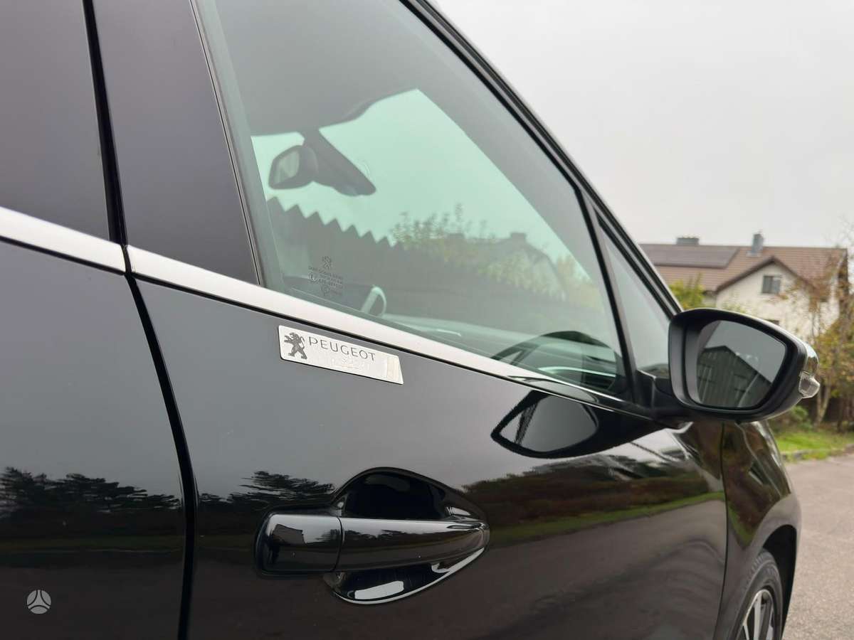 Peugeot 2008 2014 — photo 14
