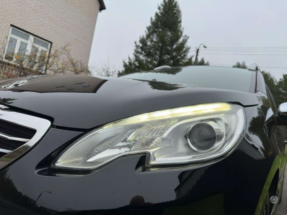 Peugeot 2008 2014 — photo 15