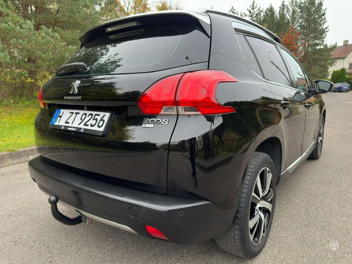 Peugeot 2008 2014 — photo 9