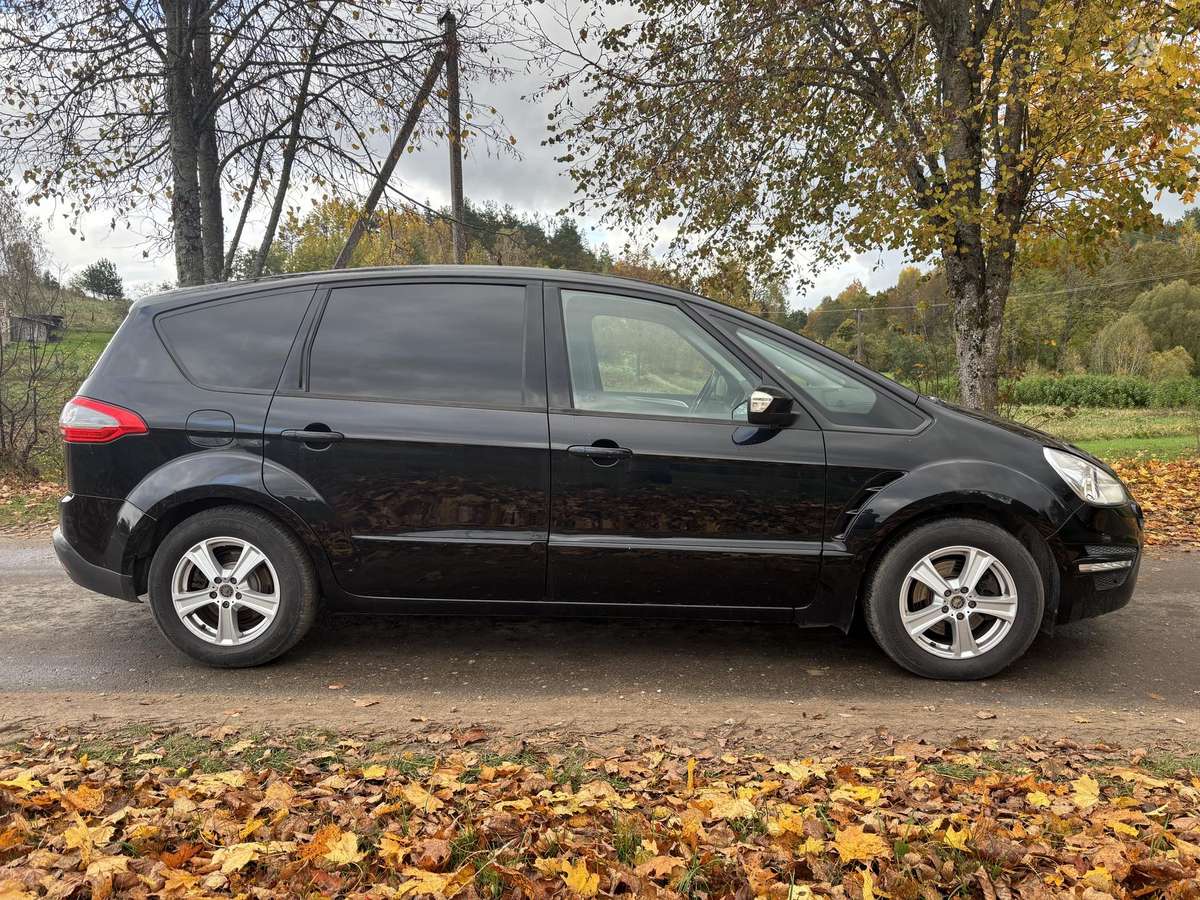 Ford S-MAX 2011 — photo 6