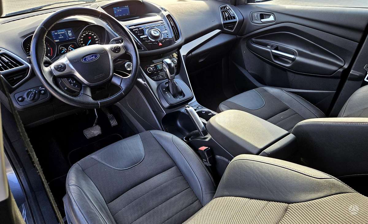Ford Kuga 2014 — фото 10
