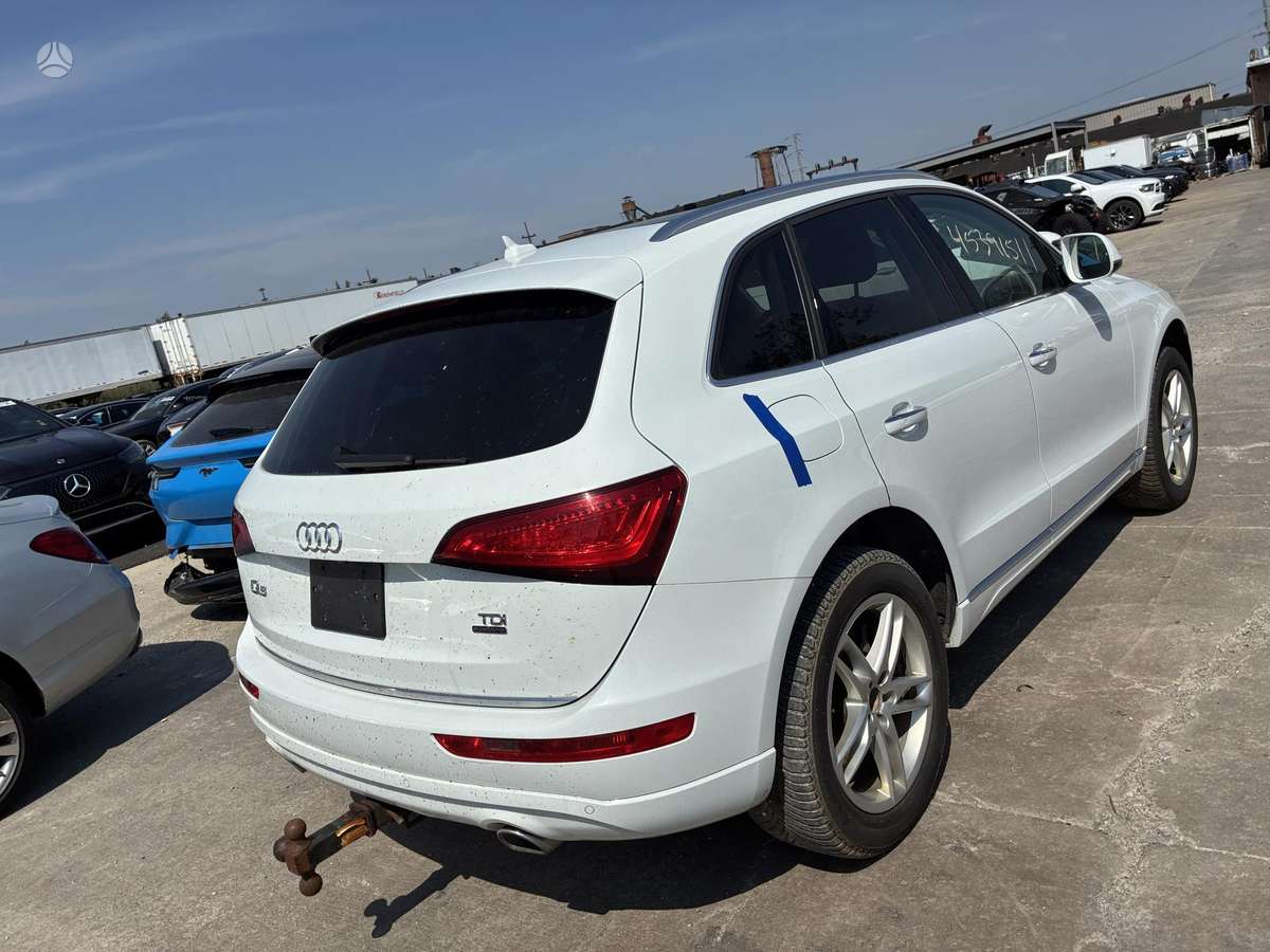 Audi Q5 2015 — photo 21