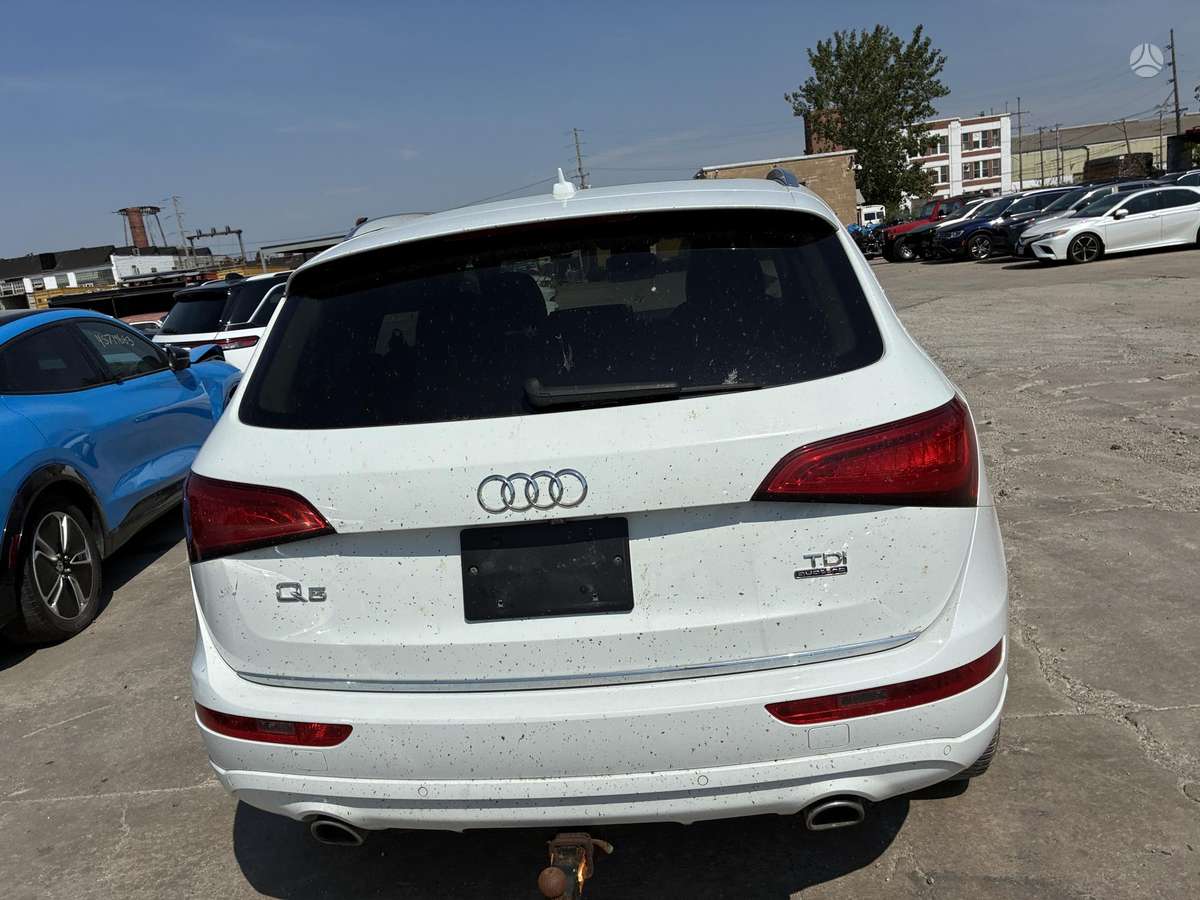Audi Q5 2015 — engine 2967 cm³, 241 HP (177kW)