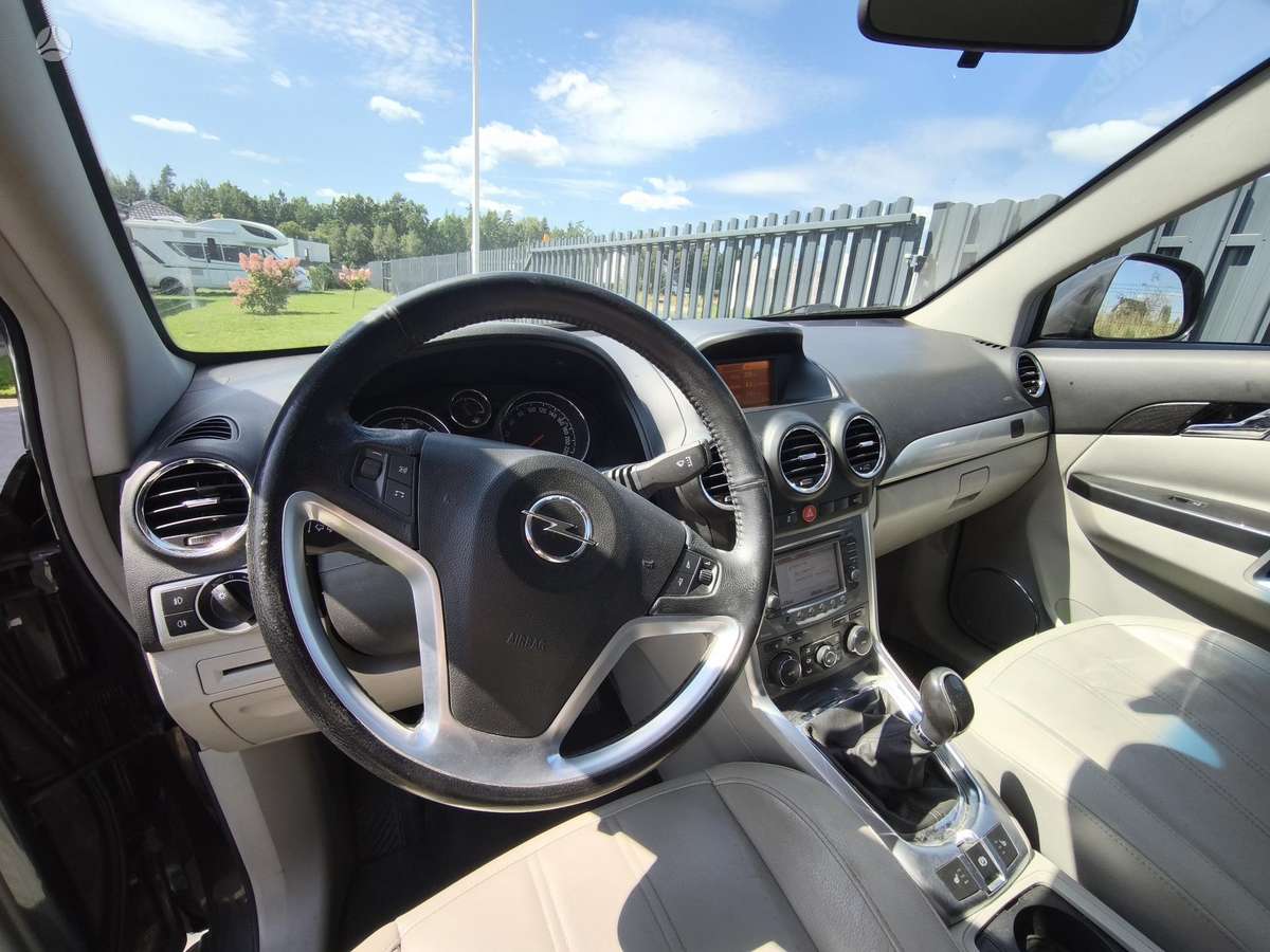 Opel Antara 2013 — photo 10