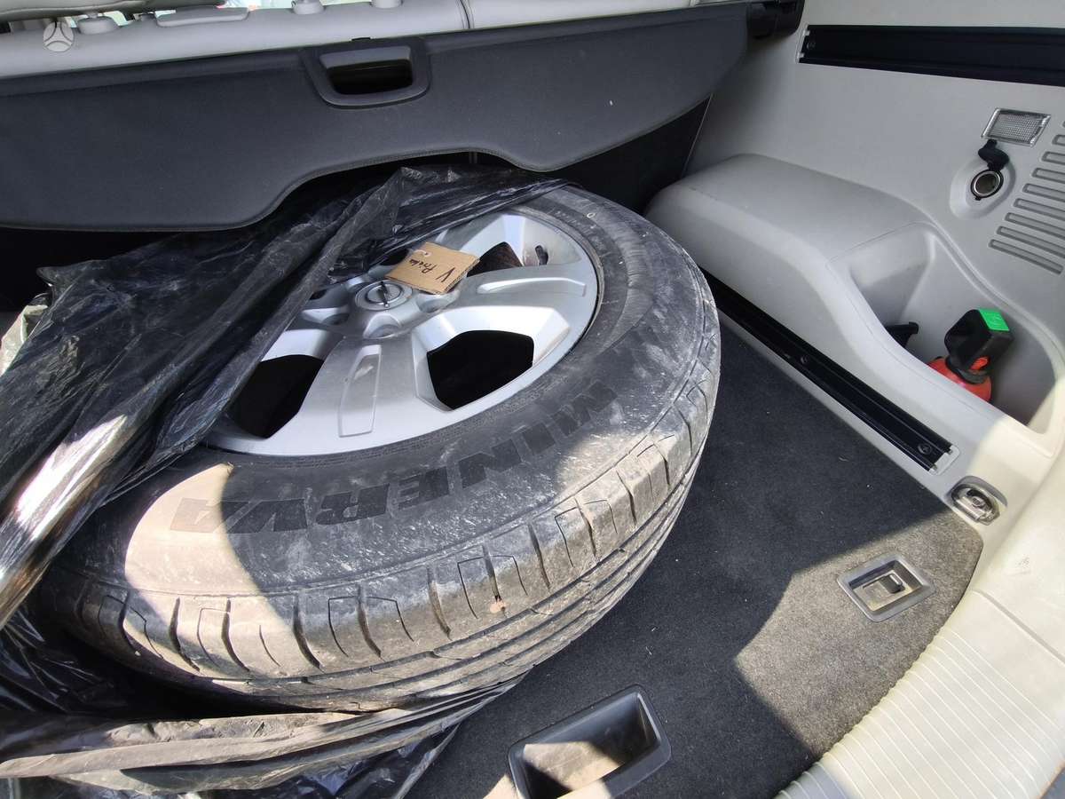 Opel Antara 2013 — photo 12