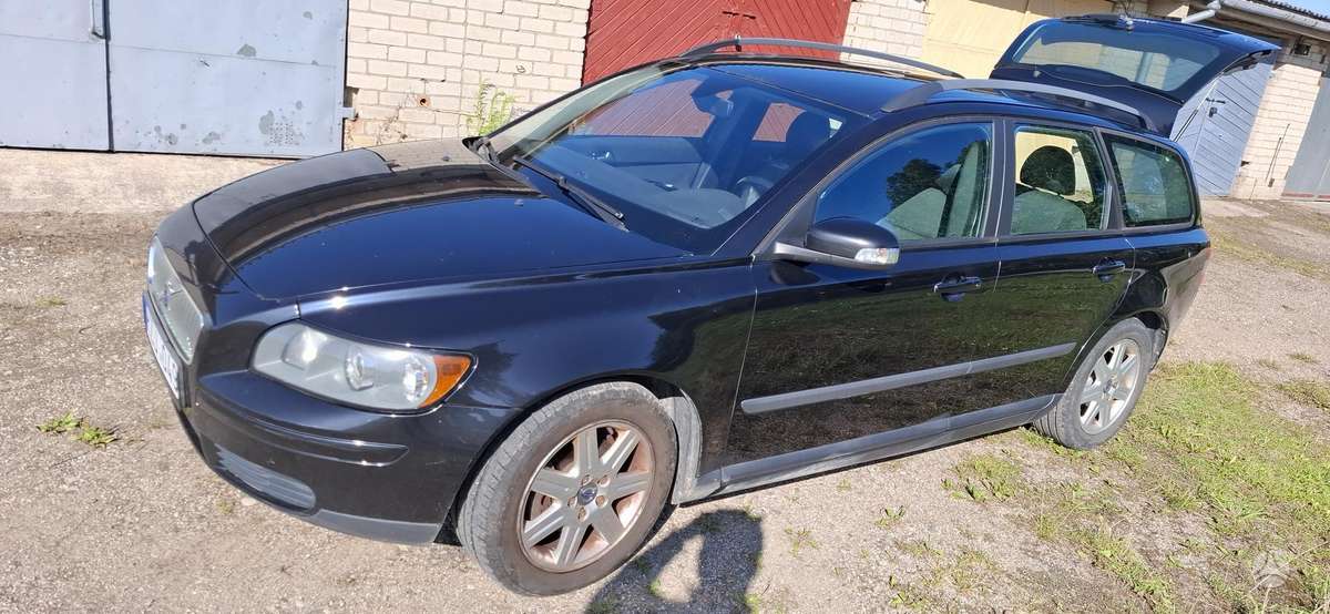 Volvo V50, 2006