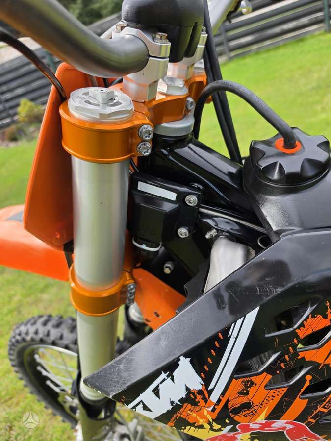 KTM SX 2010 — interior