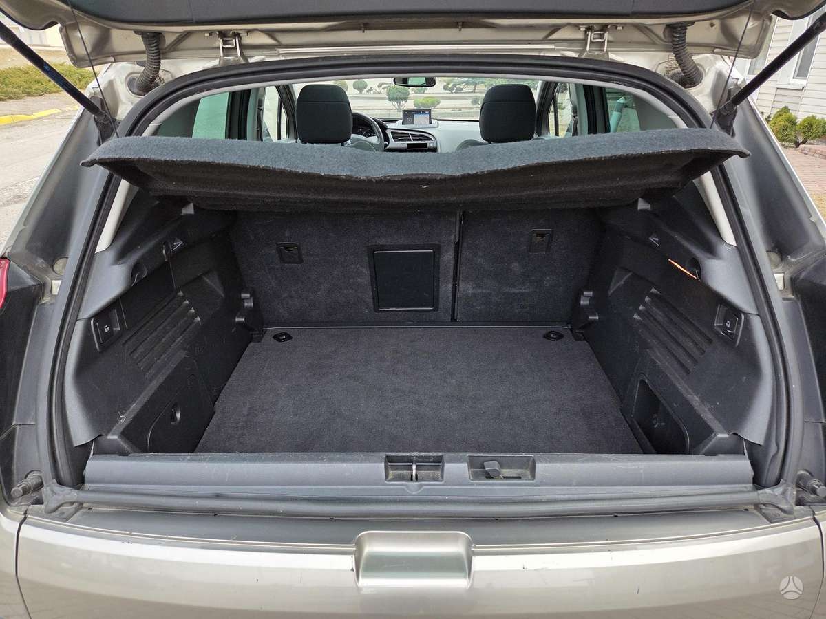Peugeot 3008 2014 — photo 21