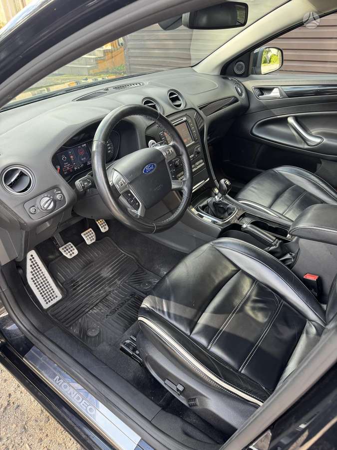 Ford Mondeo 2013 — photo 13
