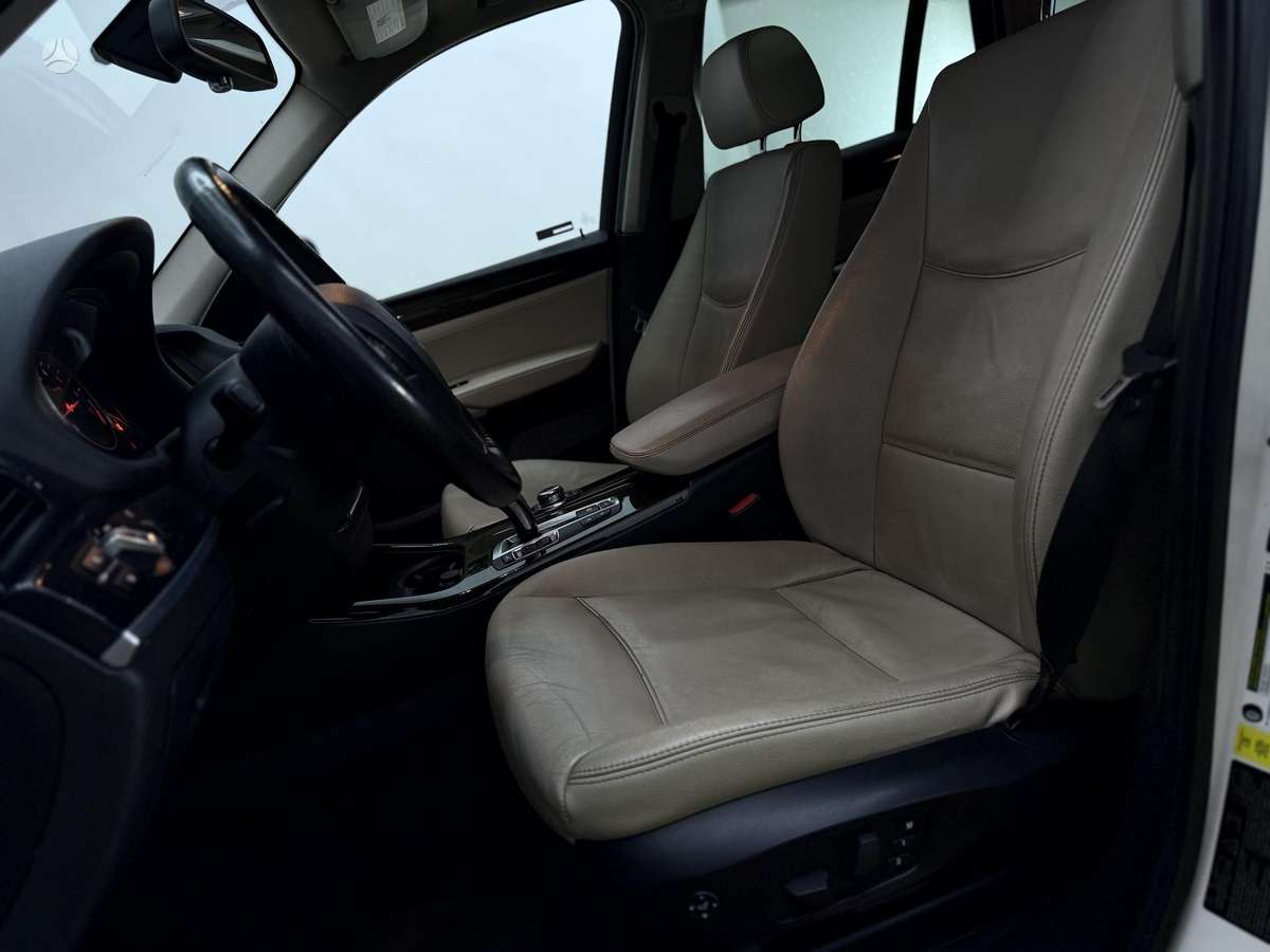 BMW X3 2013 — photo 10