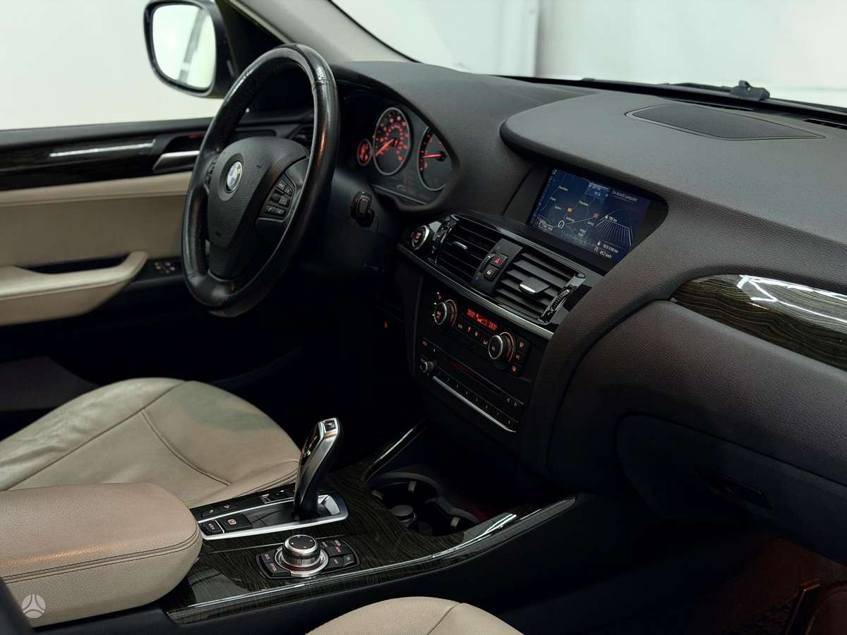 BMW X3 2013 — photo 16