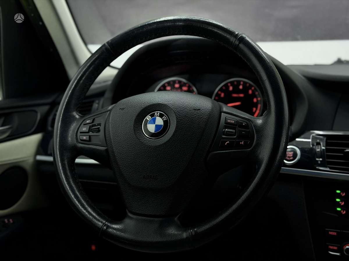BMW X3 2013 — photo 18