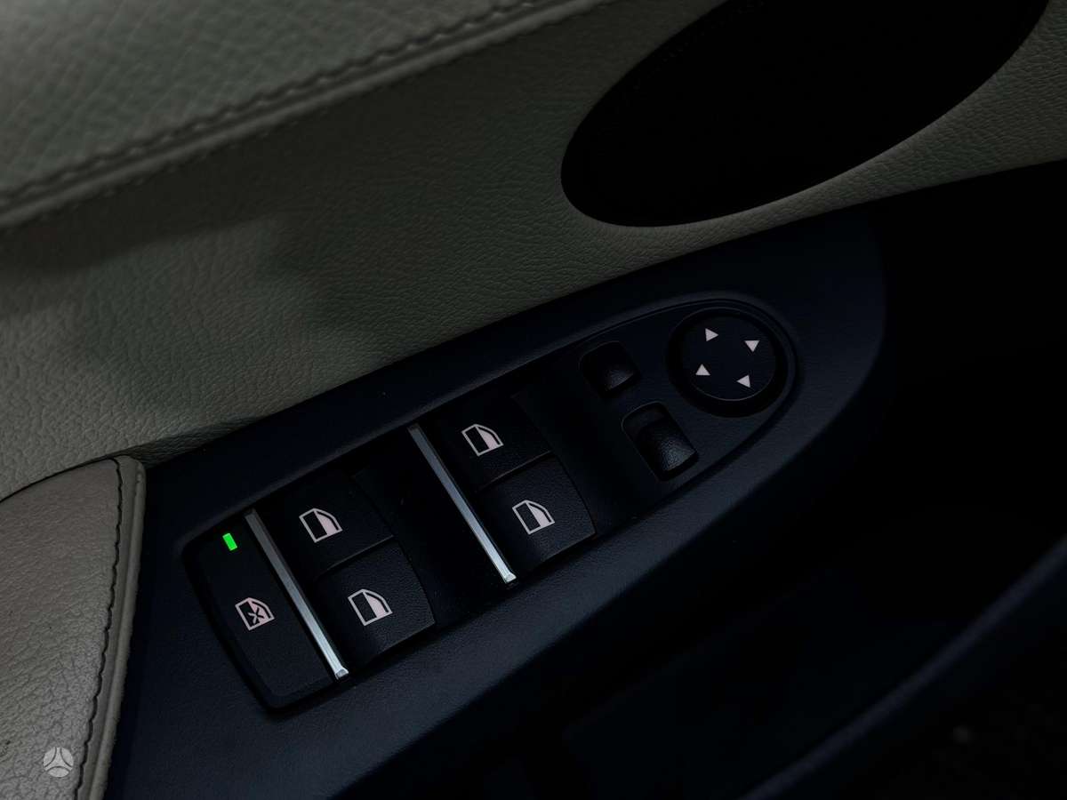 BMW X3 2013 — photo 20