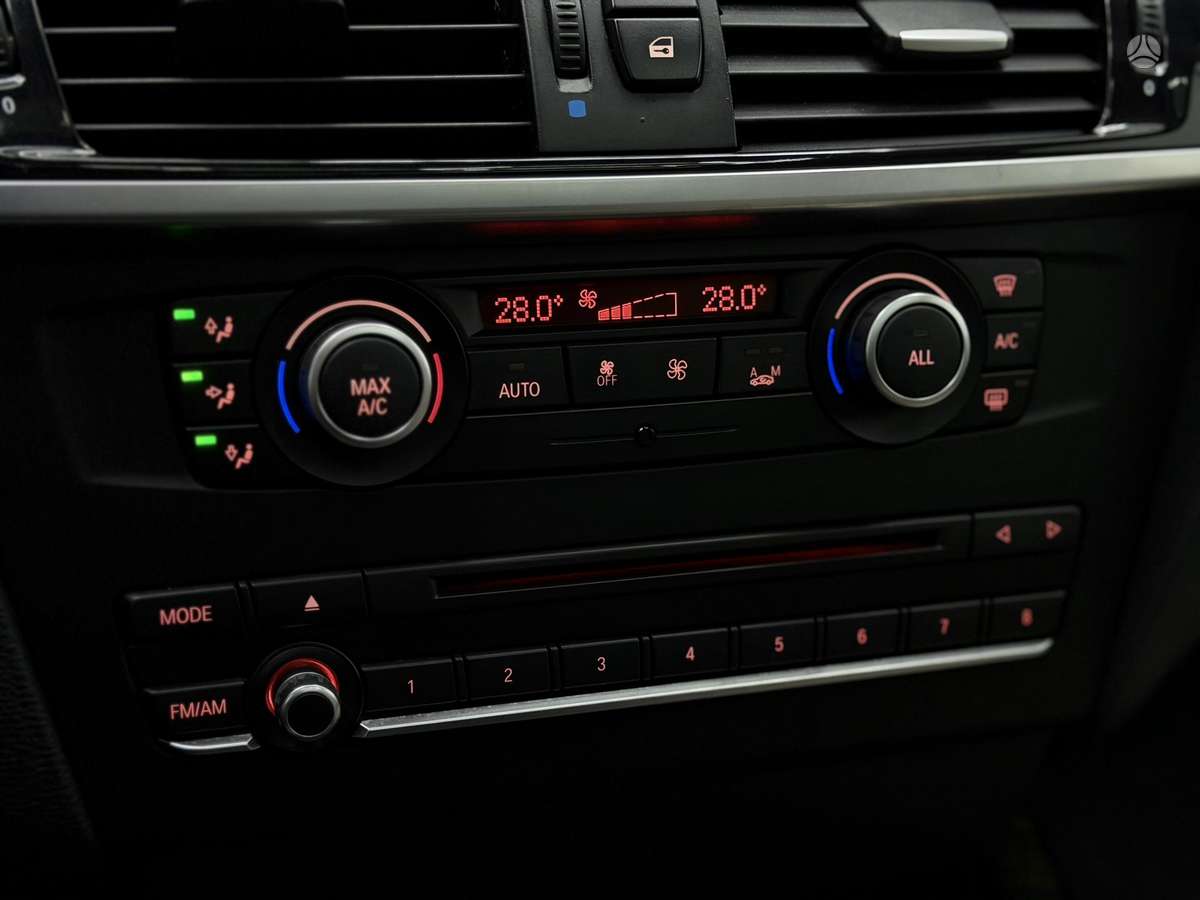 BMW X3 2013 — photo 24