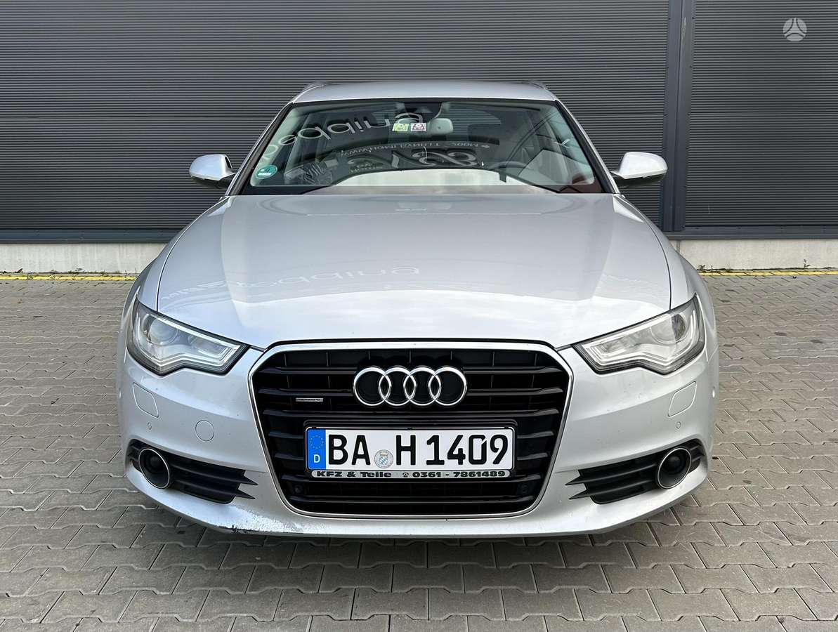 Audi A6 2013 — салон