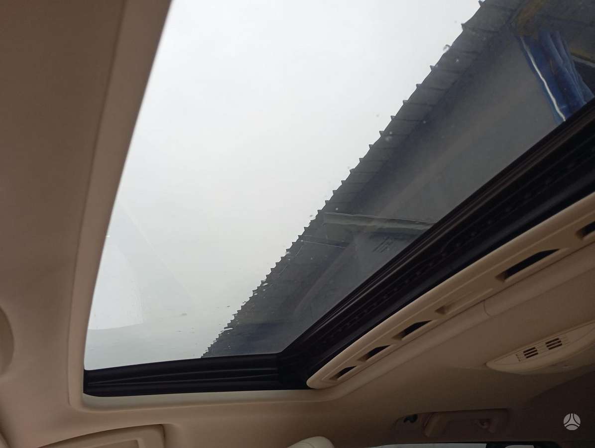 Volvo V60 2011 — photo 12