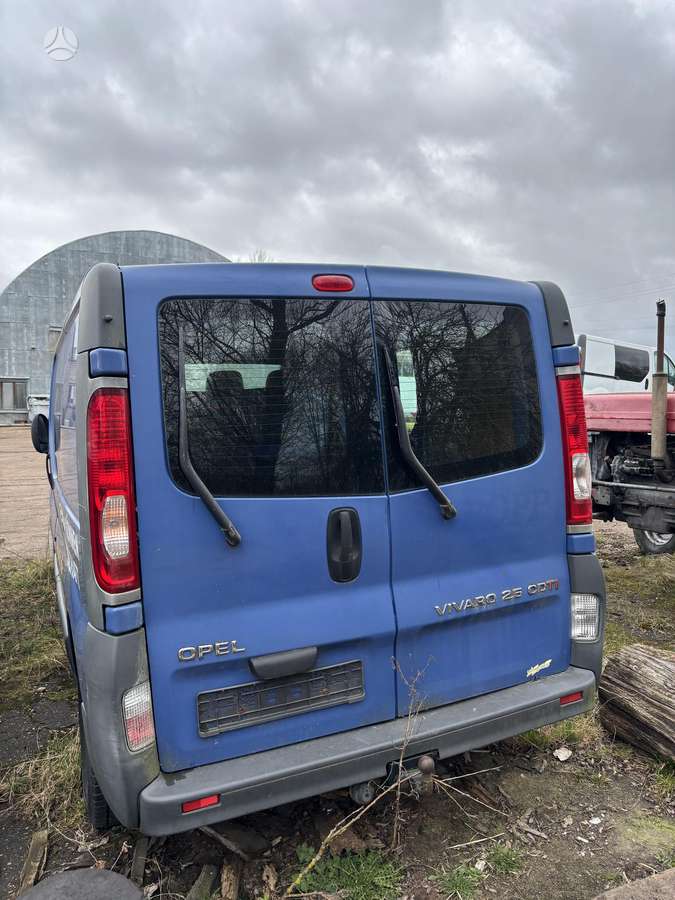 Opel Vivaro 2008 — photo 6