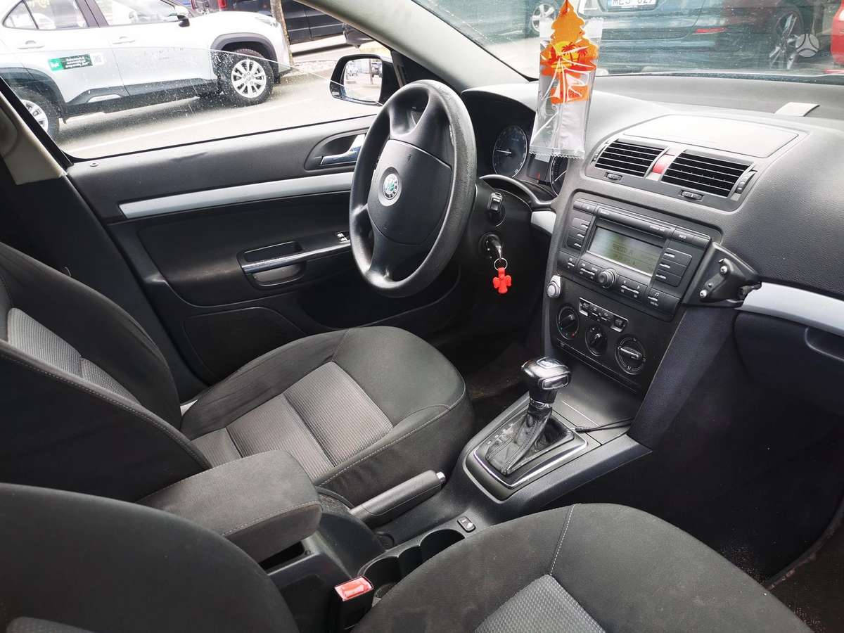 Skoda Octavia 2007 — photo 10
