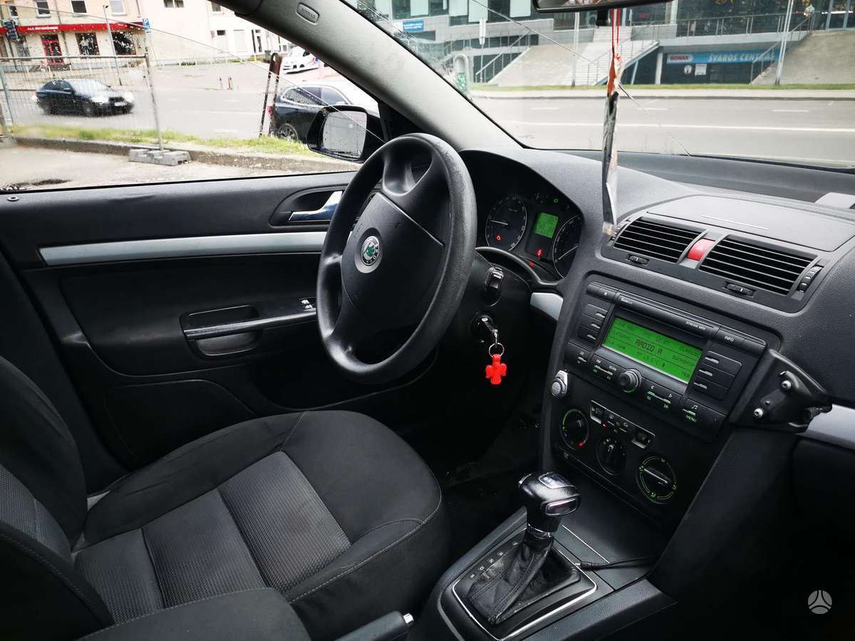 Skoda Octavia 2007 — photo 13