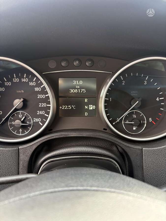 Mercedes-Benz ML280 2009 — photo 9