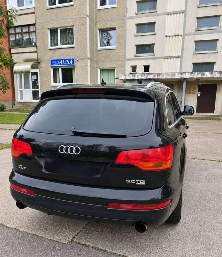 Audi Q7 2006 — авто для ЗСУ з Європи
