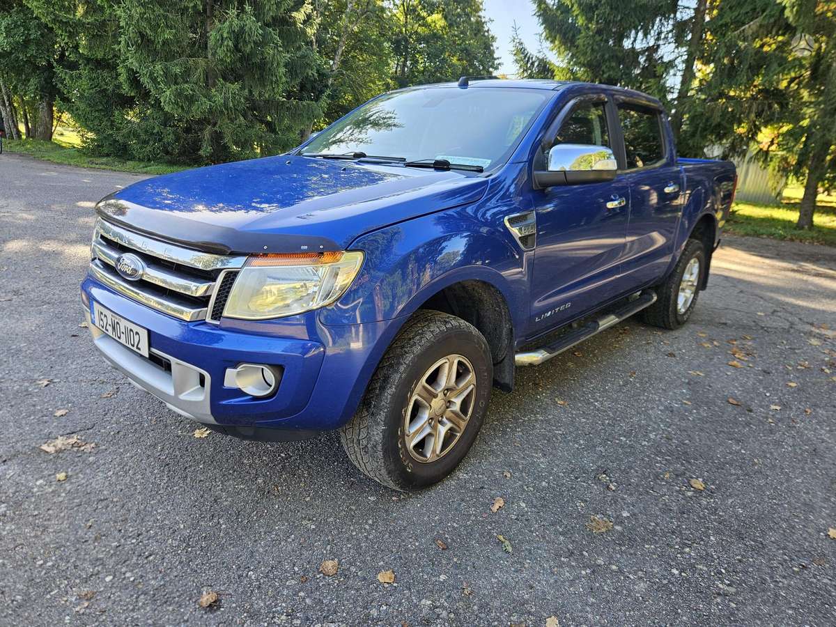 Ford Ranger 2015 — rear view