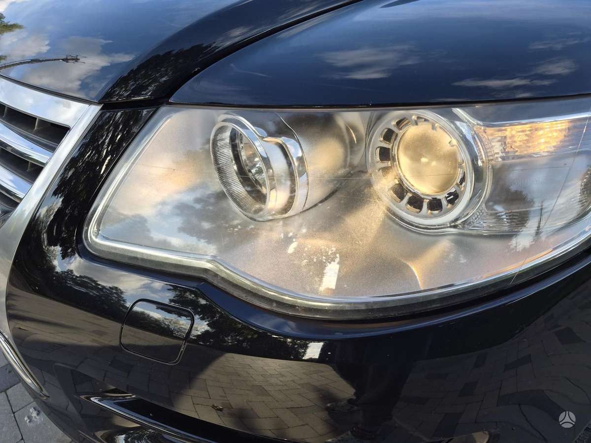 Volkswagen Touareg 2008 — photo 12