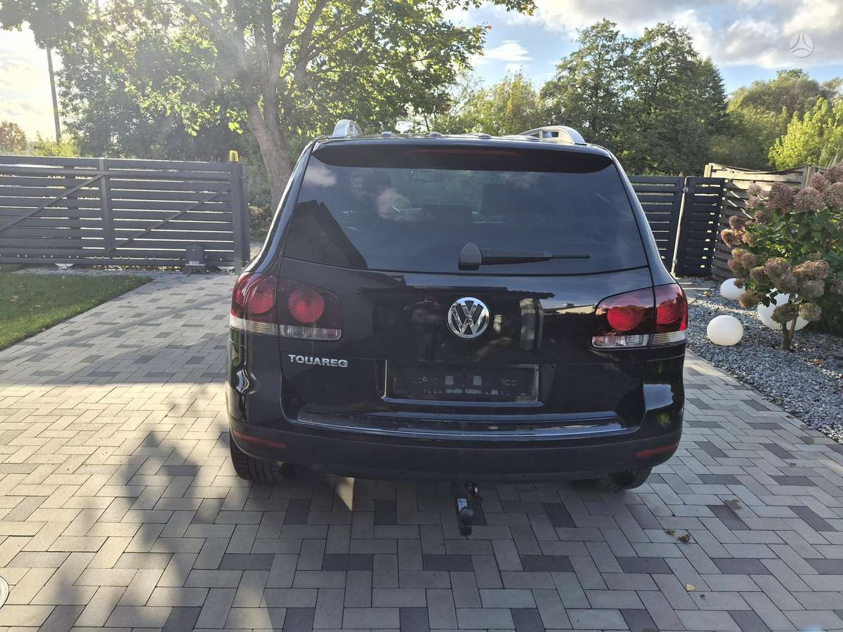 Volkswagen Touareg 2008 — engine 2461 cm³, 174 HP (128kW)