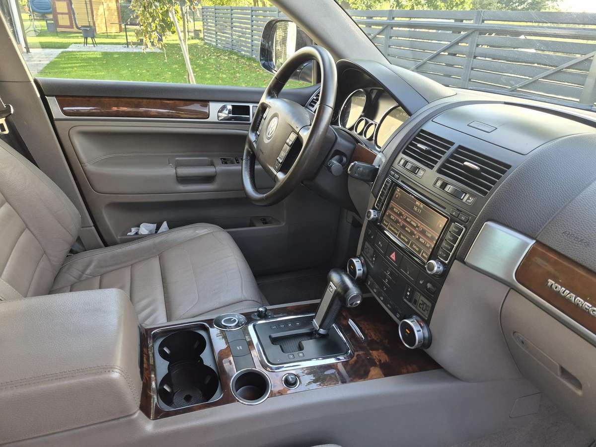 Volkswagen Touareg 2008 — photo 7