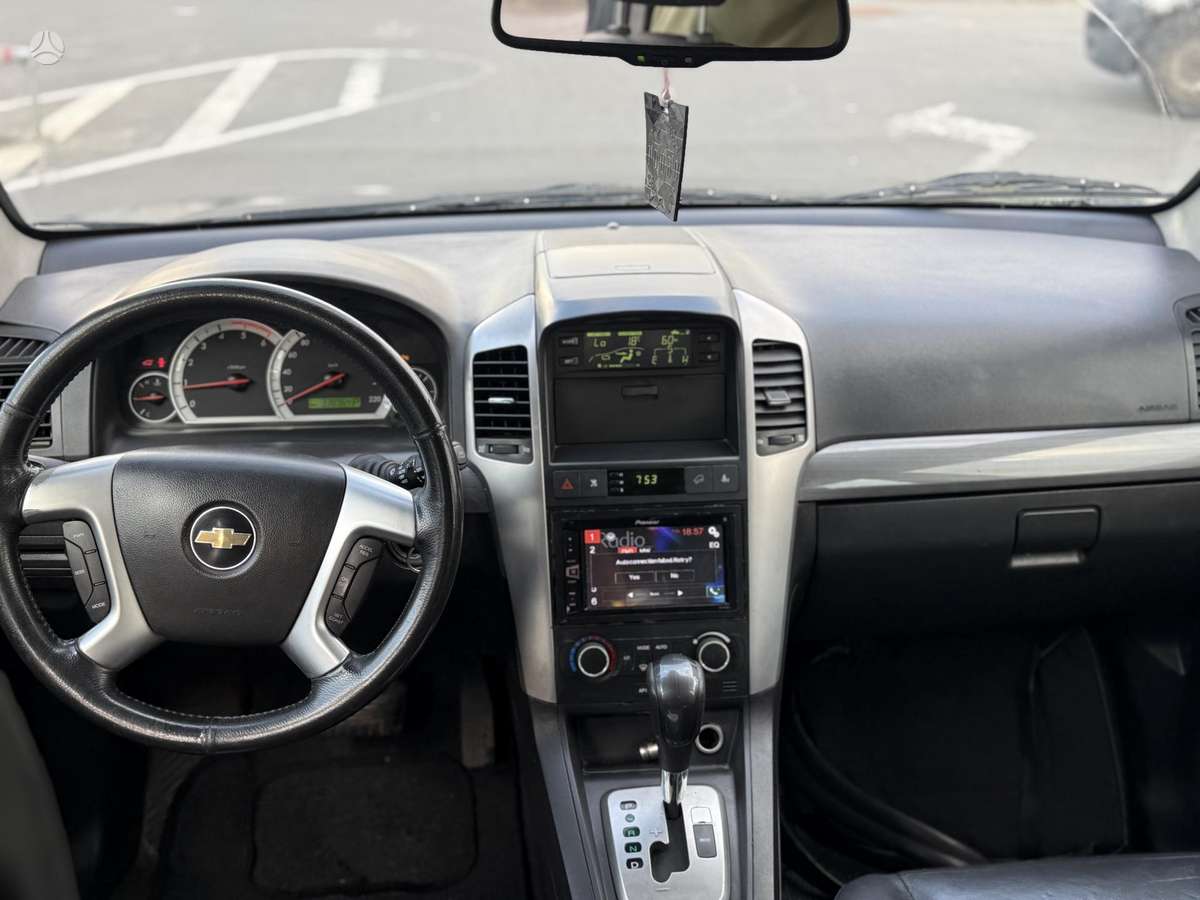 Chevrolet Captiva 2008 — photo 8