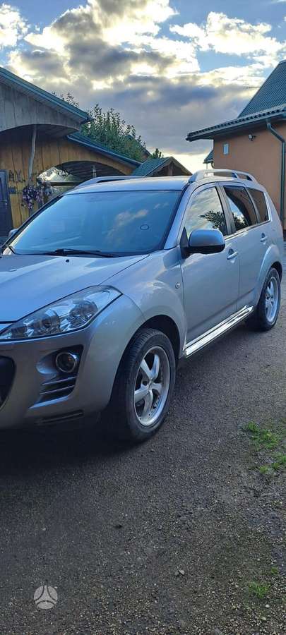 Peugeot 4007, 2010