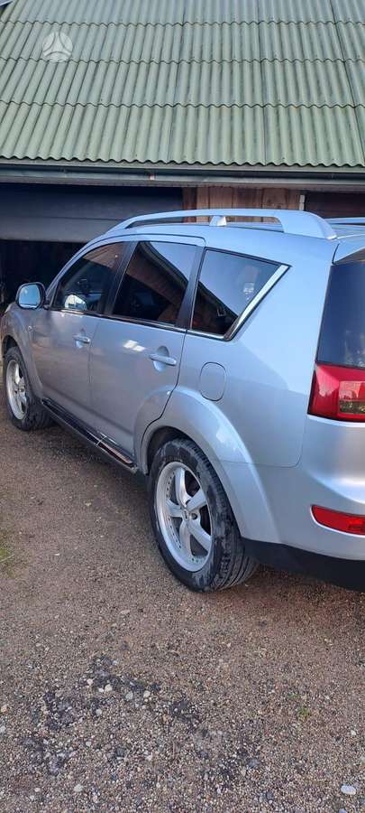Peugeot 4007 2010 — двигун 2179 cm³, 156 HP (115kW)