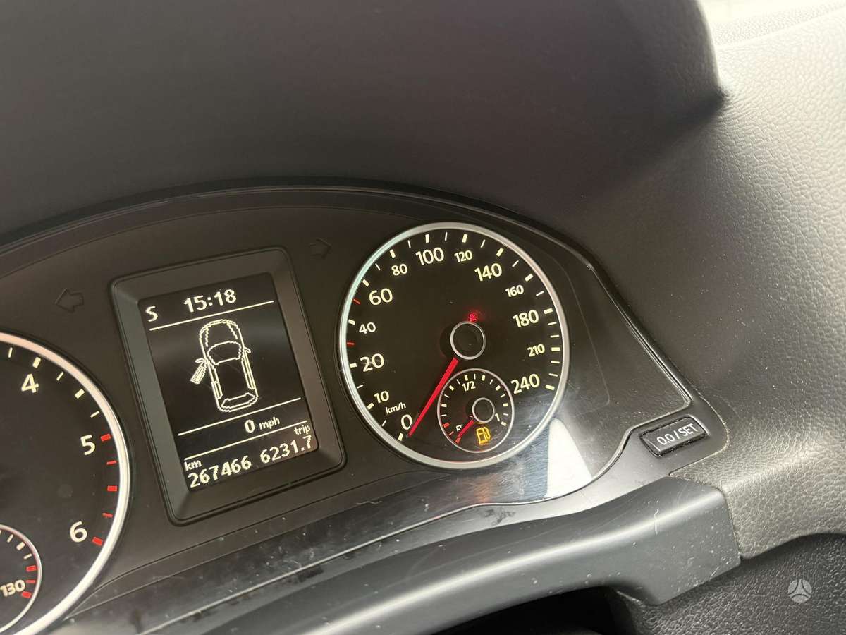 Volkswagen Tiguan 2011 — photo 19