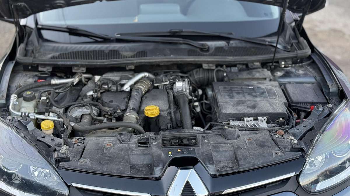 Renault Megane 2015 — photo 19