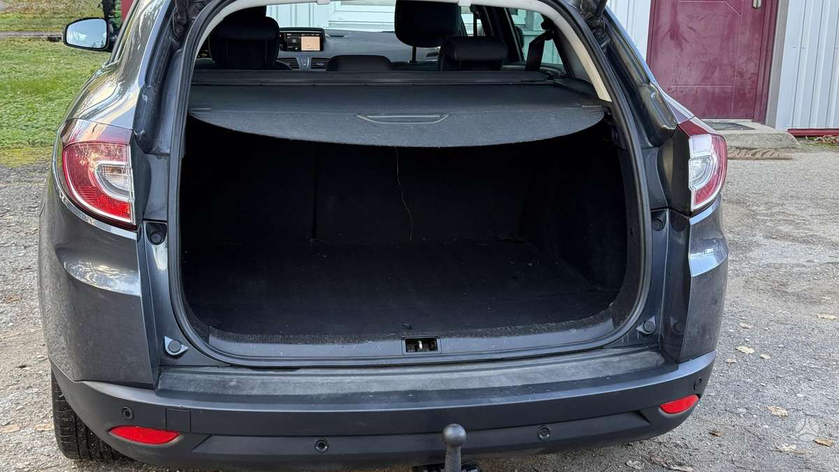 Renault Megane 2015 — photo 20