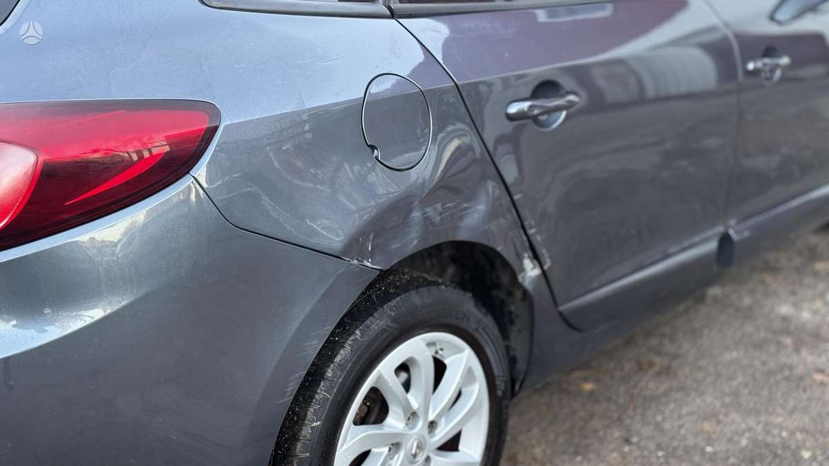 Renault Megane 2015 — photo 22