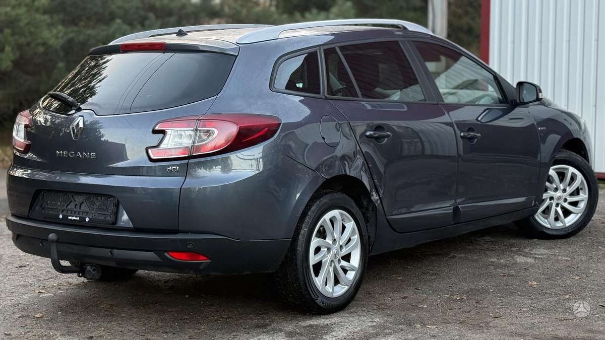 Renault Megane 2015 — interior
