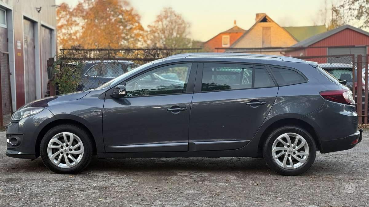 Renault Megane 2015 — photo 7