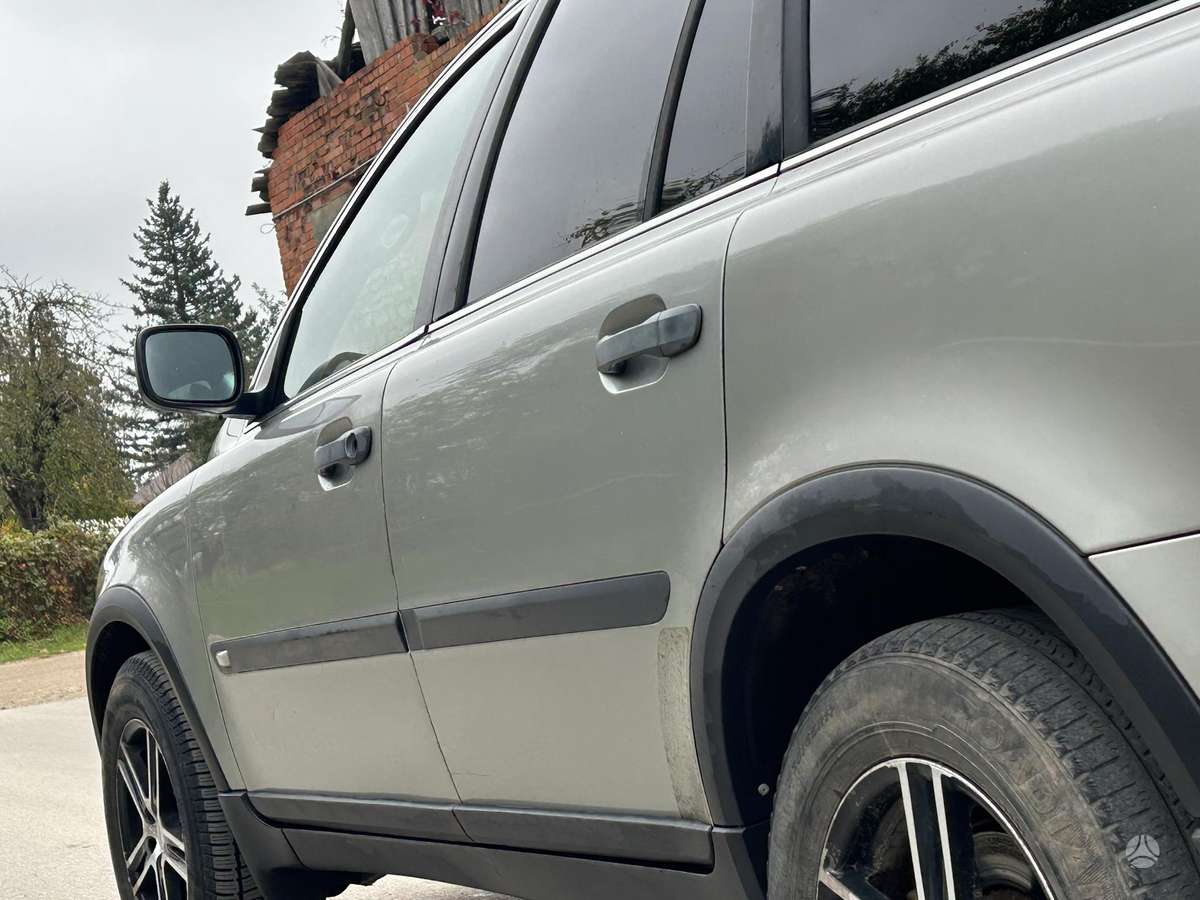 Volvo XC90 2004 — photo 6